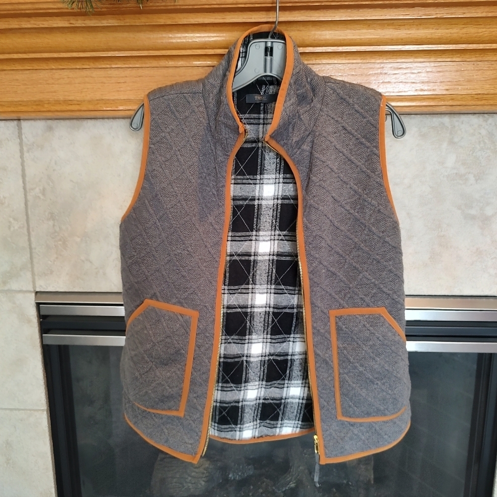 THML Croquet Style Quilted Sweater Vest Small Gray Plaid Lined Pocket Full Zip - Picture 2 of 9